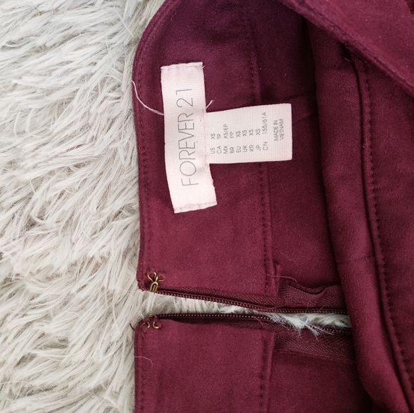 Burgundy Velvet Shorts - Picture 2 of 3